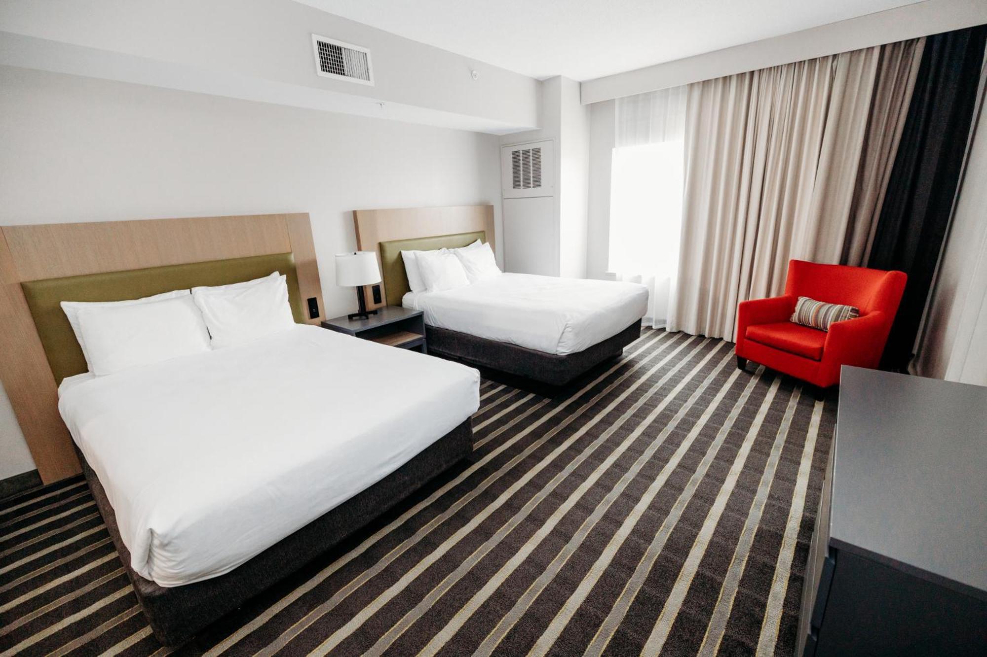 Hotel Parkview & Suites, Lancaster Amish Country, Pa