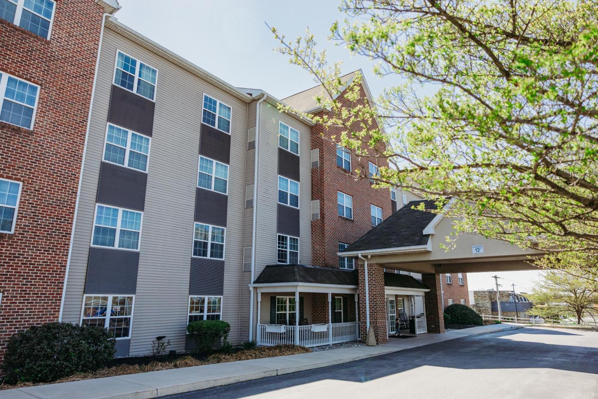 Hotel Parkview & Suites, Lancaster Amish Country, Pa 3*