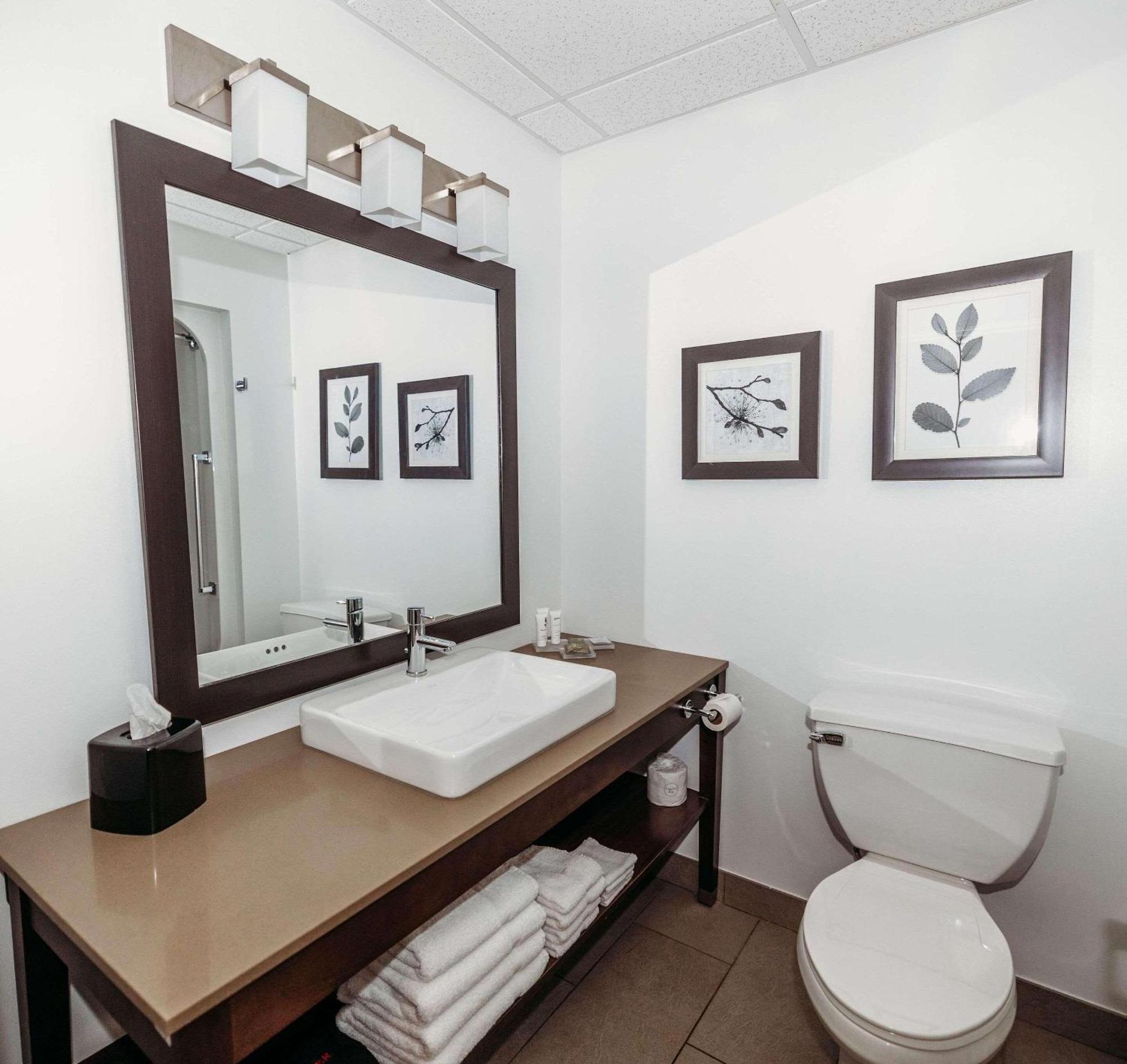 Hotel Parkview & Suites, Lancaster Amish Country, Pa 3*