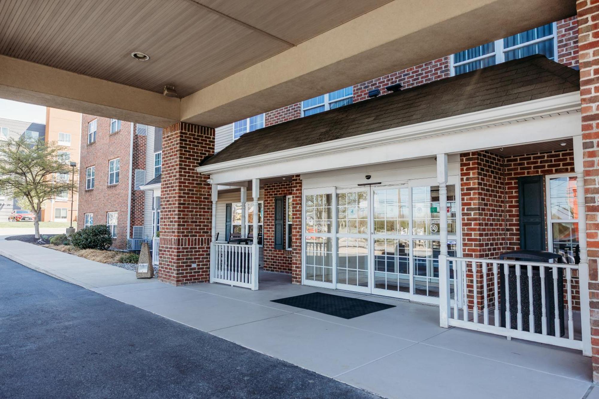 Hotel Parkview & Suites, Lancaster Amish Country, Pa
